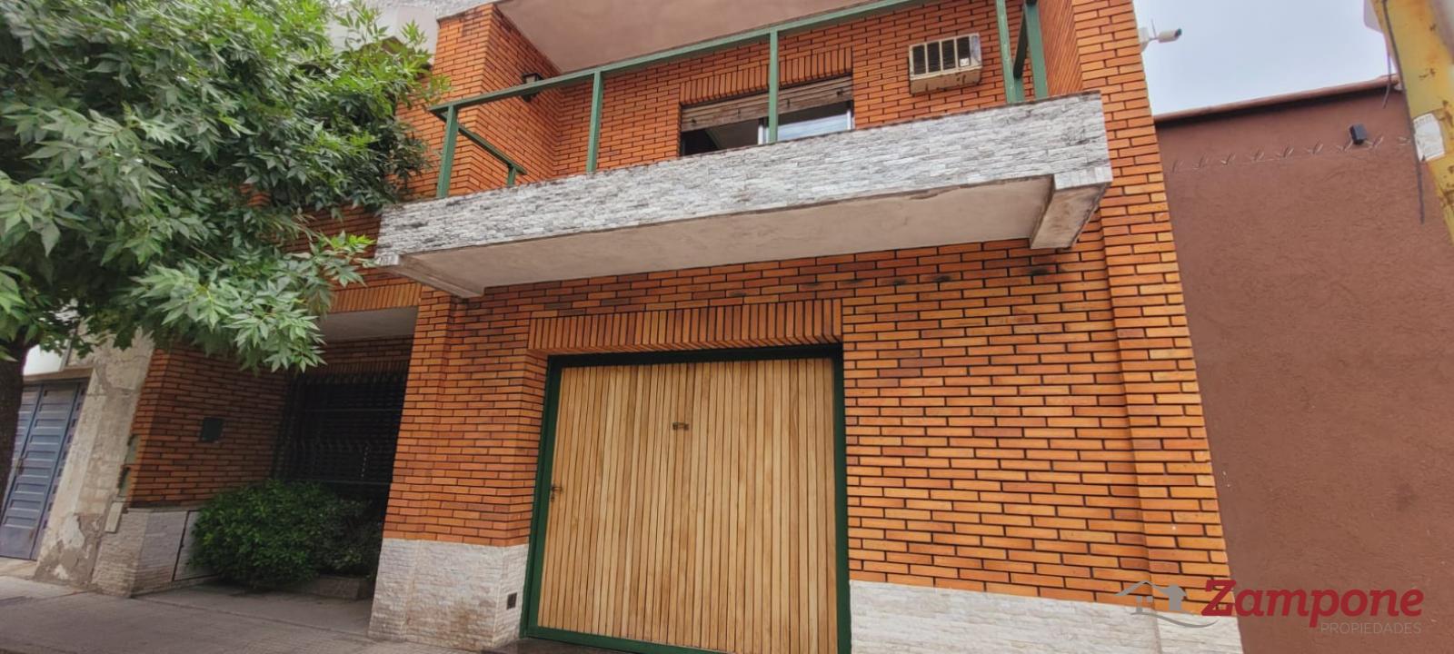 #5489756 | Venta | Casa | Liniers (Zampone Propiedades)