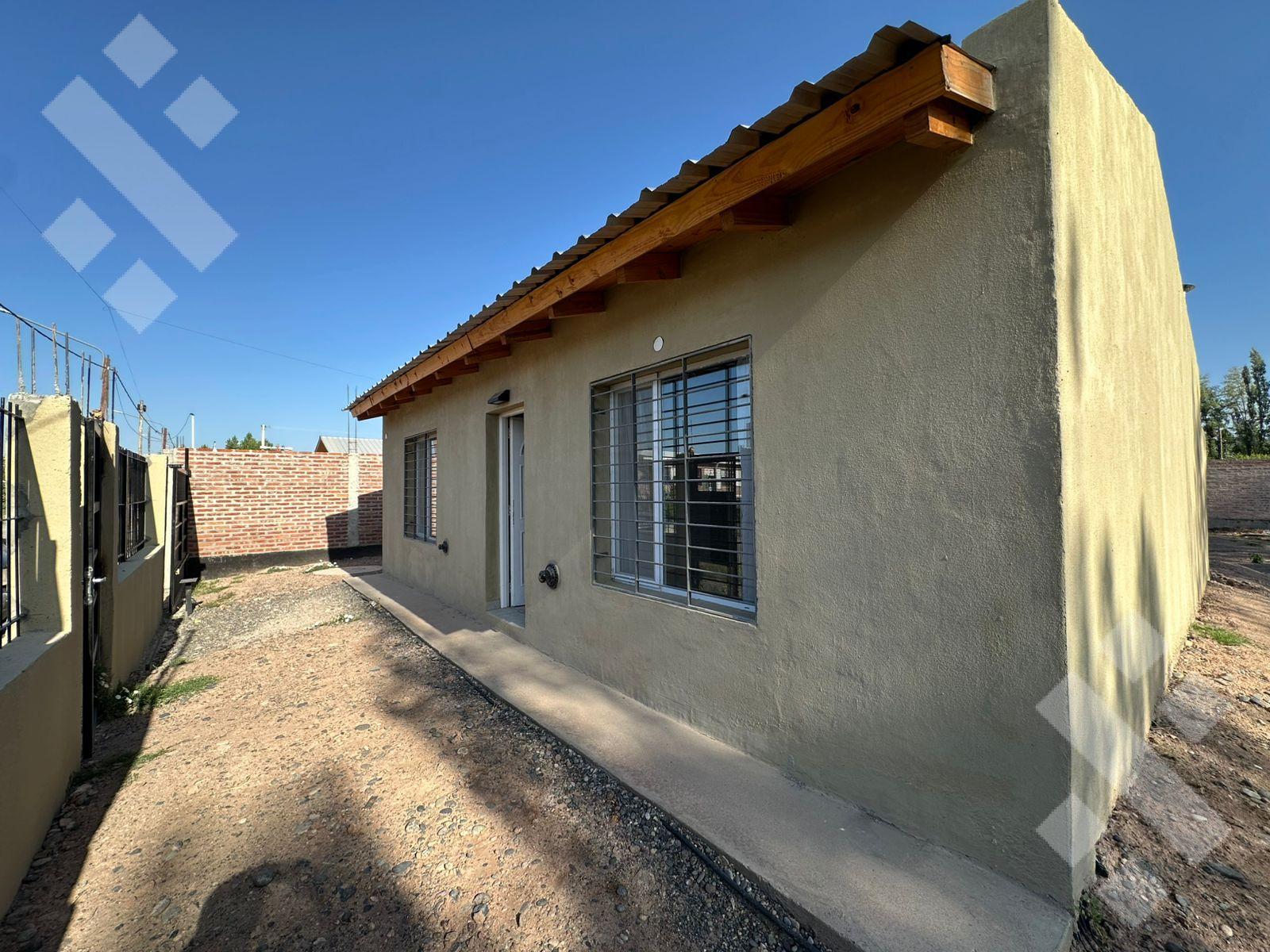 #5495313 | Alquiler | Casa | Plottier (Leonardo Sfeir)