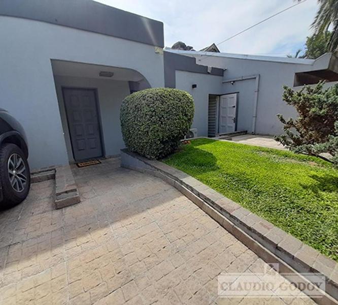 #3654213 | Venta | Casa | Moron (Inmobiliaria Claudio Godoy)