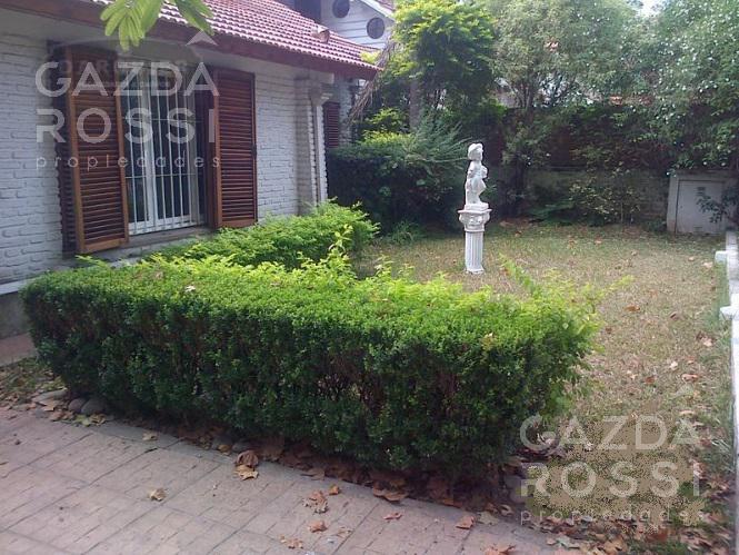 #847137 | Venta | Casa | Adrogue (Gazda Rossi Propiedades)