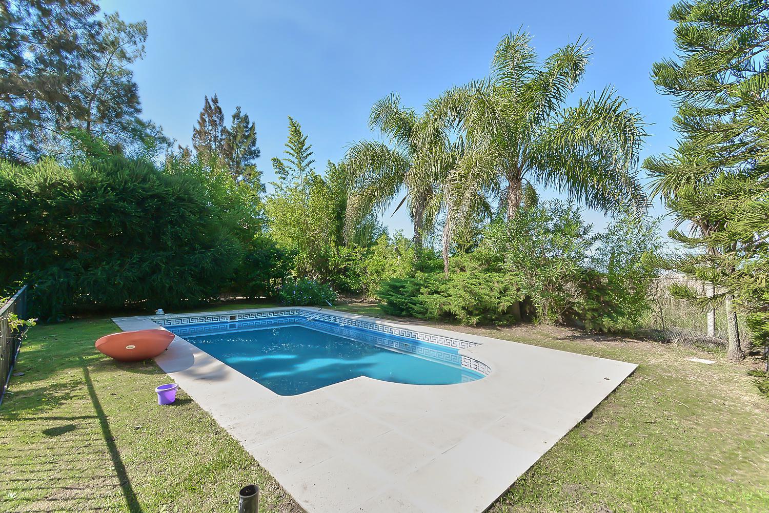 #202458 | Venta | Casa | Santa Barbara (Izrastzoff Agentes Inmobiliarios)