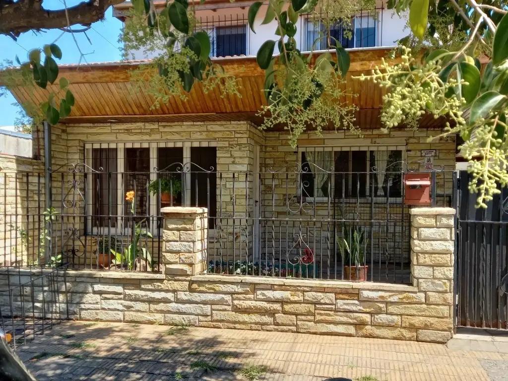 #5503616 | Venta | Casa | Barrio Arca (Ivone Parodi Servicios Inmobiliarios)