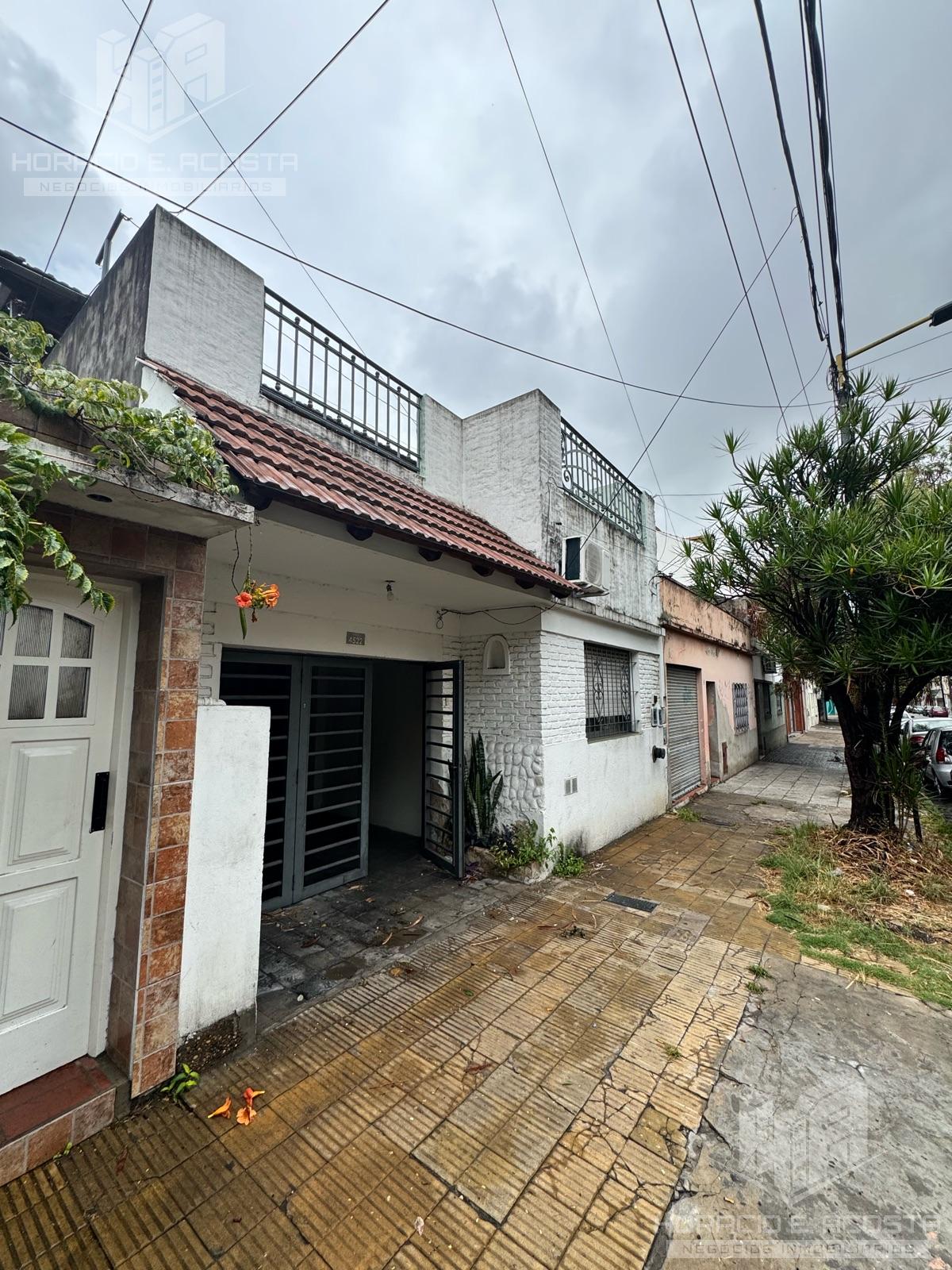 #5508492 | Alquiler | PH | General San Martin (Horacio E. Acosta Negocios Inmobiliarios)