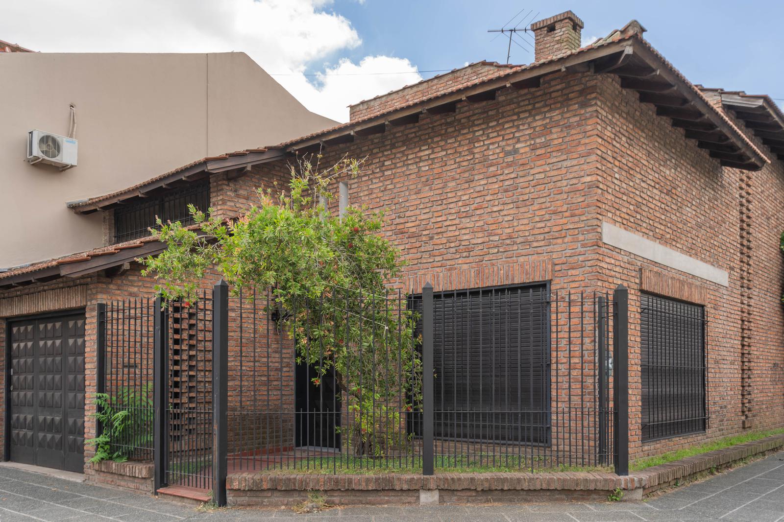 #4980926 | Sale | House | Ramos Mejia (SANDRA PIVA SERVICIOS INMOBILIARIOS)