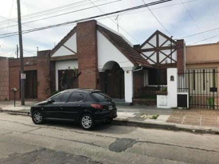 #971531 | Venta | Casa | Haedo (Estudio A. Maggio Propiedades)