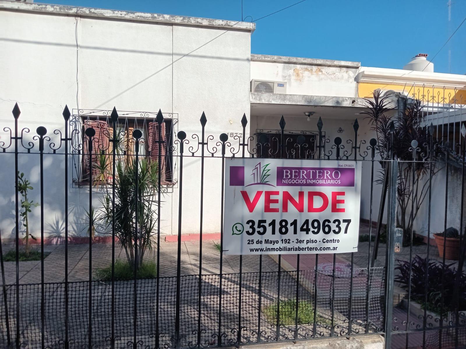 #5182659 | Venta | Casa | Villa Cabrera (Bertero Negocios Inmobiliarios)