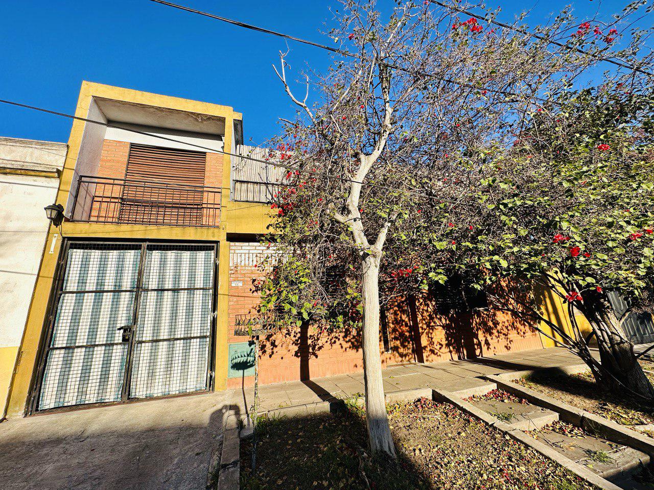 #4528450 | Venta | Casa | San Antonio De Padua (Gastón Escriña propiedades)