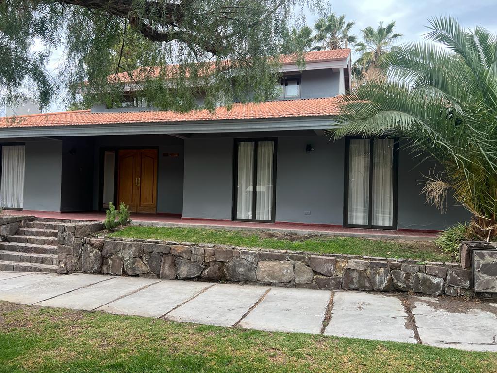 #5109220 | Venta | Casa | Mendoza (Fanny Cruz Negocios Inmobiliarios)