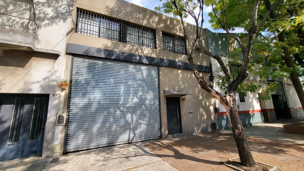 #5172770 | Sale | Warehouse | Parque Patricios (Damico Propiedades)