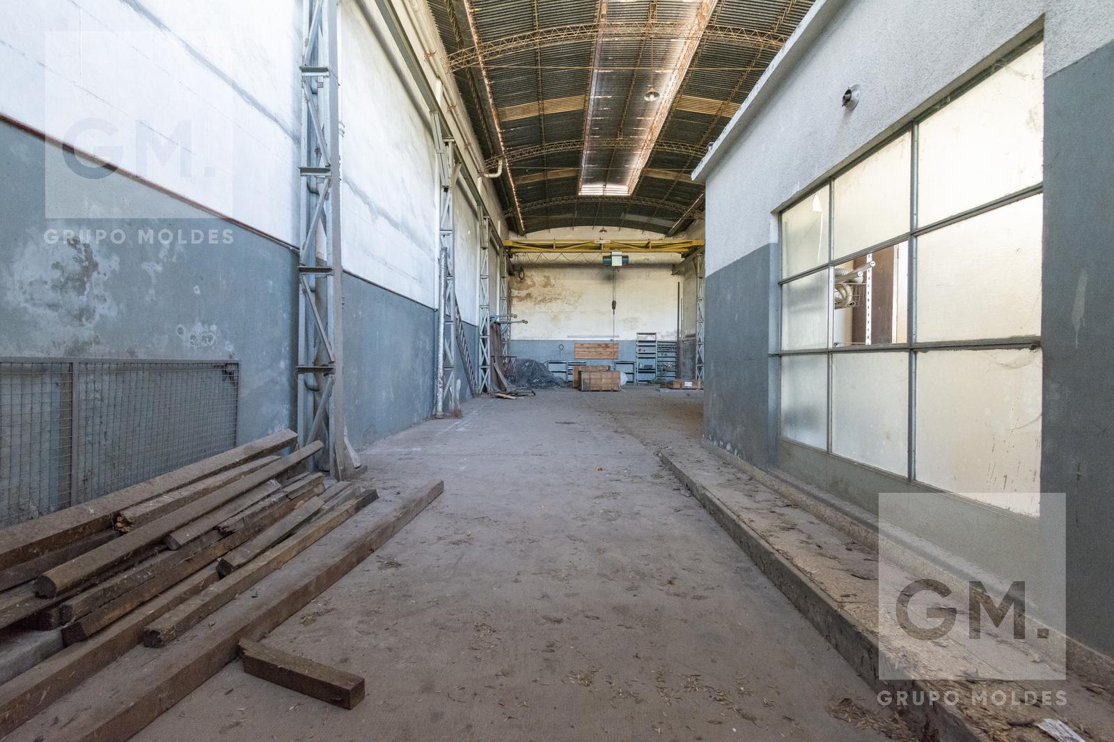 #5105570 | Sale | Warehouse | Barracas (Grupo Moldes)