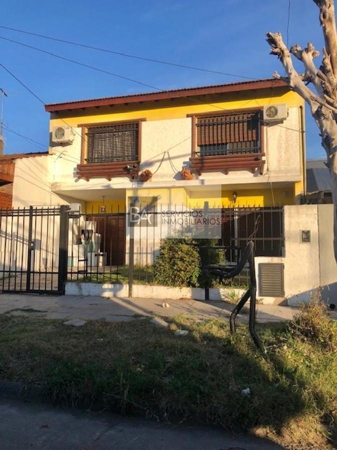 #4985462 | Venta | Casa | Villa Ballester (BAR Propiedades)