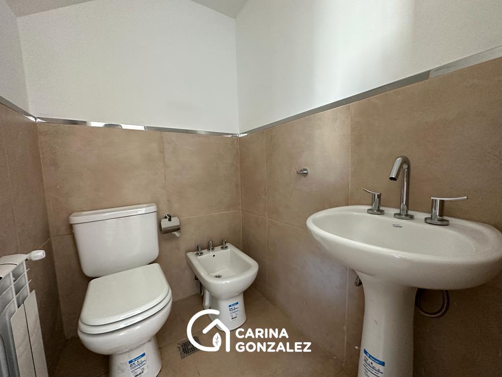 #5033938 | Alquiler | PH | Paso Del Limay (Carina Gonzalez - Servicios Inmobiliarios)