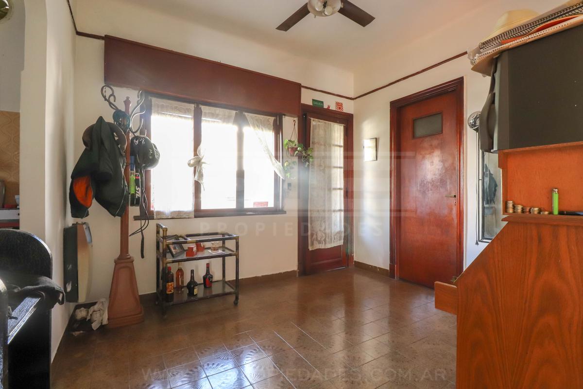 #2520569 | Venta | PH | Florida Mitre/Este (Dic Propiedades)