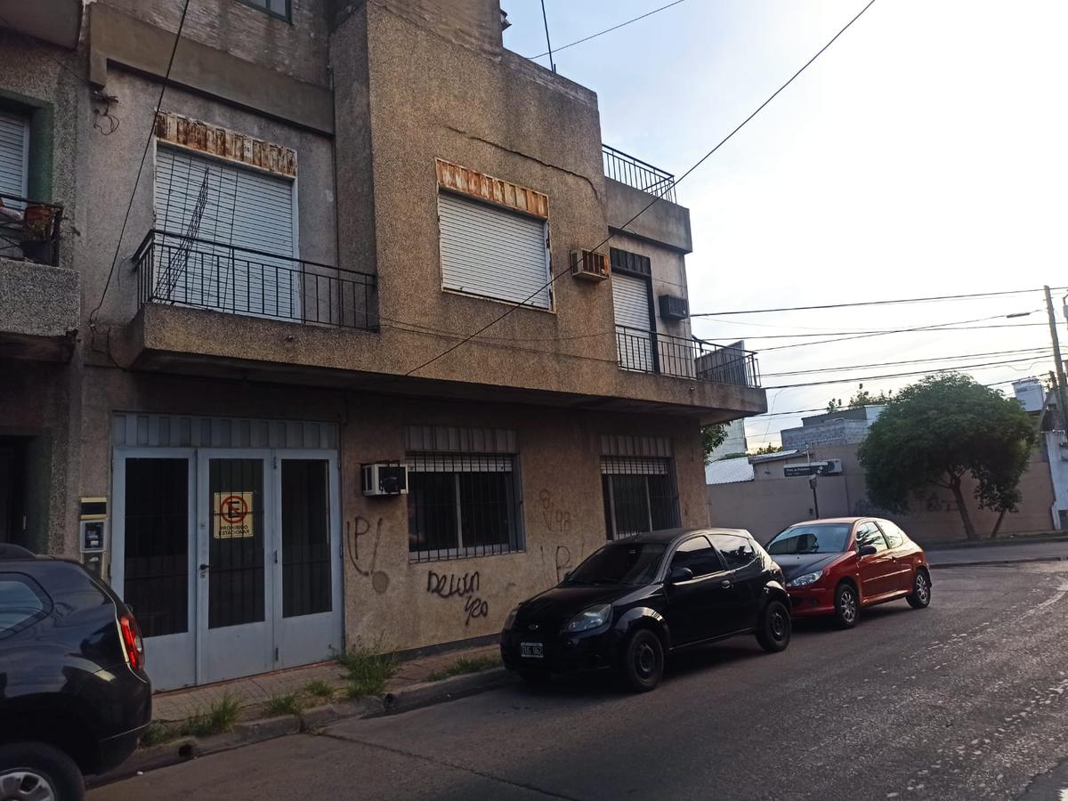 #3786382 | Venta | PH | Villa Sarmiento (SAAD CENTURUION PROPIEDADES)