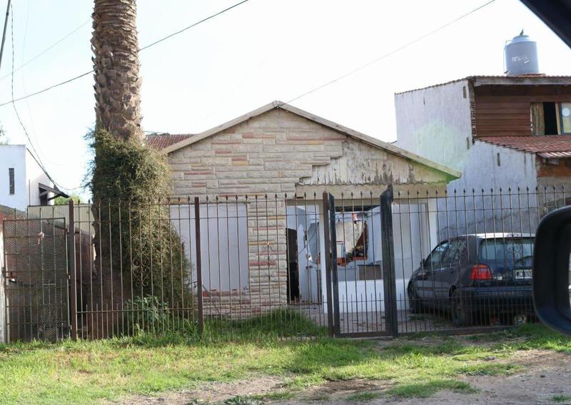 #3227035 | Venta | Casa | Mar Del Plata (Berengeno)