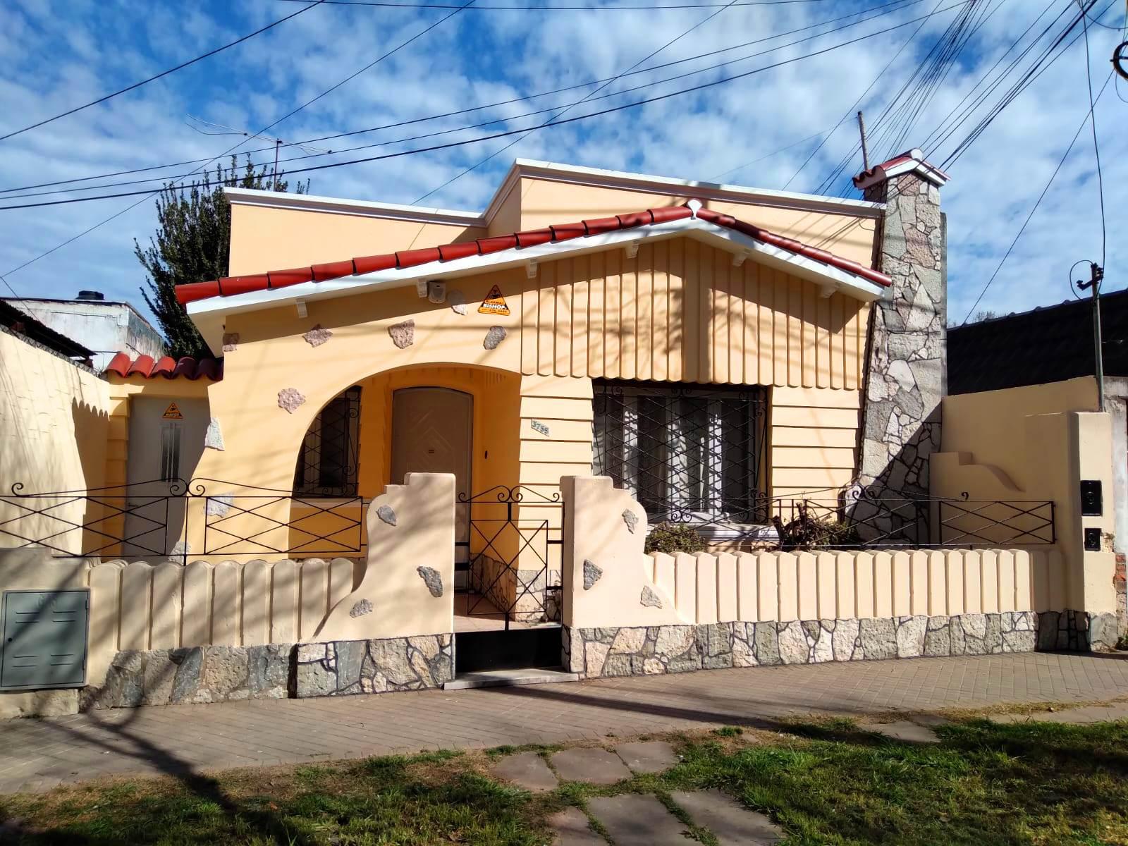 #5136262 | Sale | House | Bella Vista (Ruben Valerio Inmobiliaria)