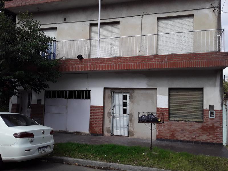 #4205915 | Venta | Casa | Isidro Casanova (Boxer Negocios Inmobiliarios)