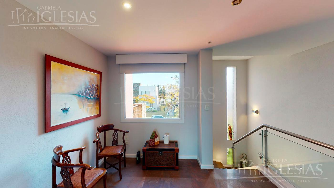 #2542205 | Sale | Apartment | Las Piedras (Cristian Bau)