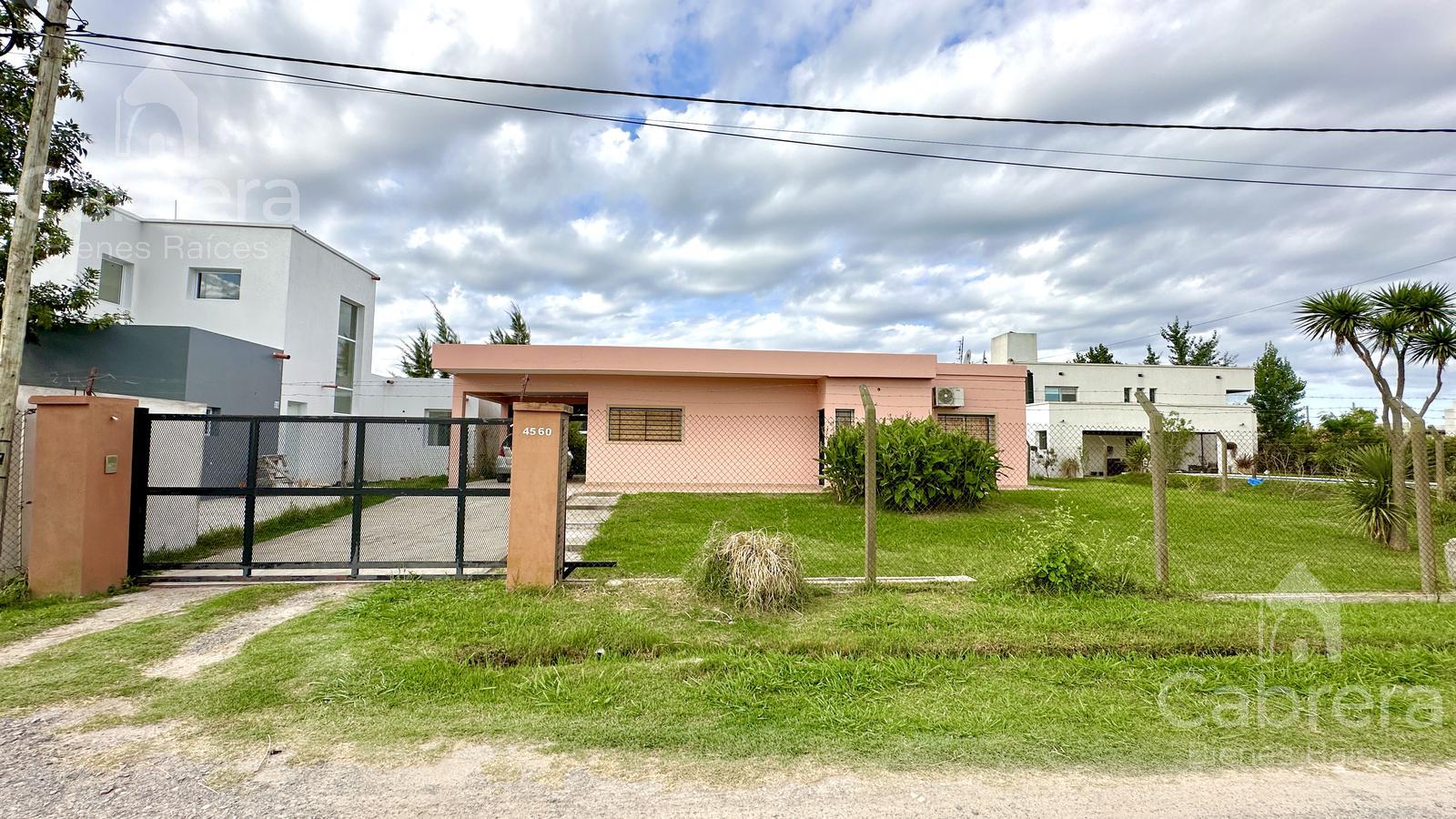 #4948220 | Sale | House | Manuel B Gonnet (Cabrera Bienes Raíces)