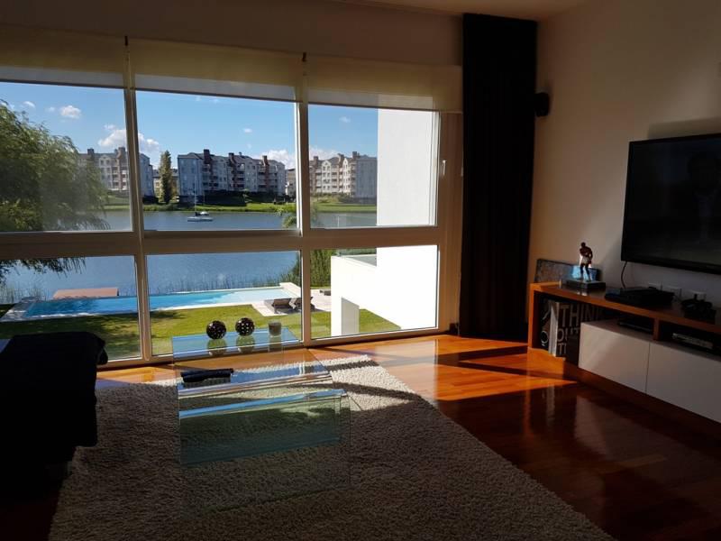 #1789231 | Venta | Departamento | Belgrano Barrancas (American Propiedades)