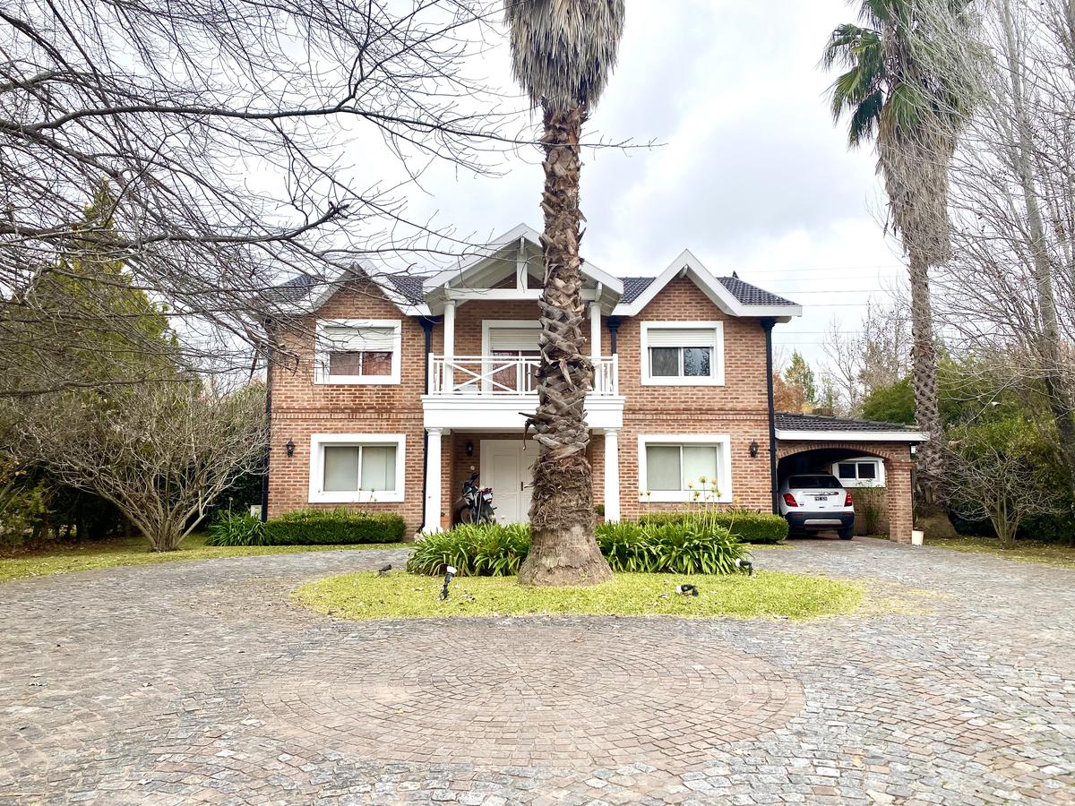 #3289761 | Venta | Casa | Ayres De Pilar (MJ CASTELLI BROKERS INMOBILIARIOS)