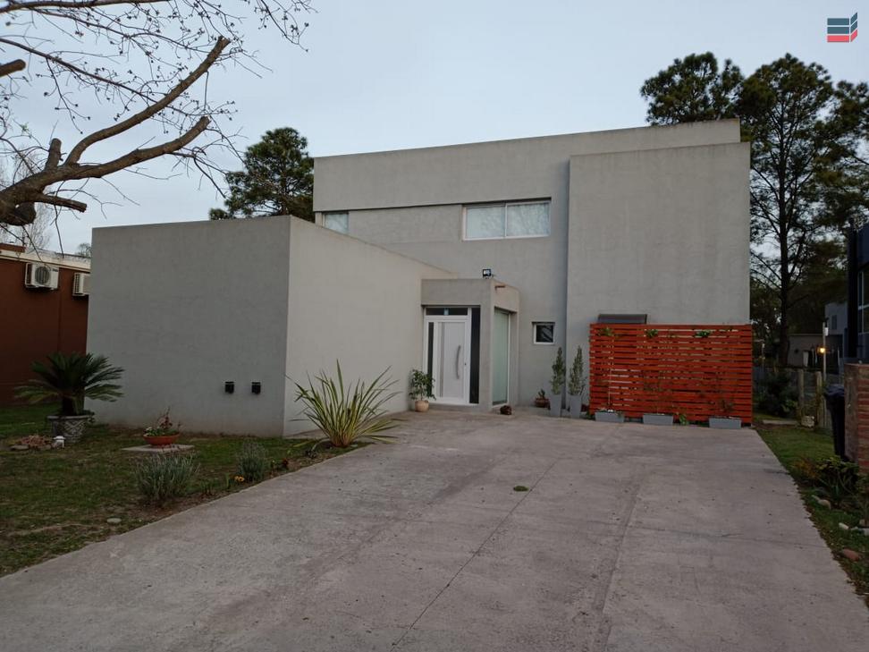 #3232921 | Venta | Casa | Lujan Del Sol (Di Martino Propiedades)