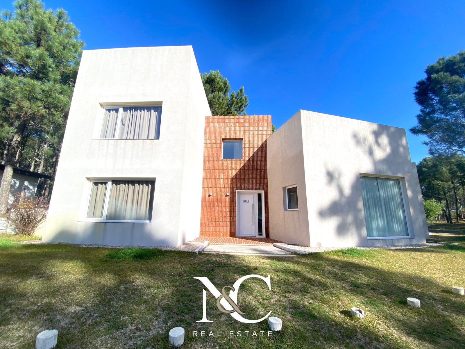 #4316844 | Venta | Casa | Alamos (Gustavo Nogueira Real Estate)