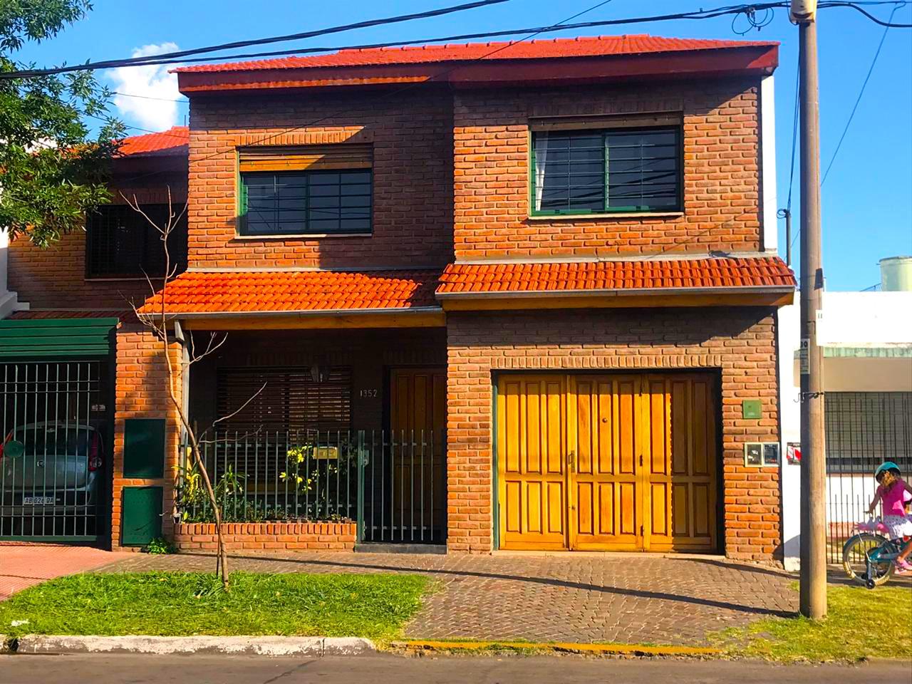 #5014987 | Venta | Casa | Ramos Mejia Sur (Buceviciene Negocios Inmobiliarios)
