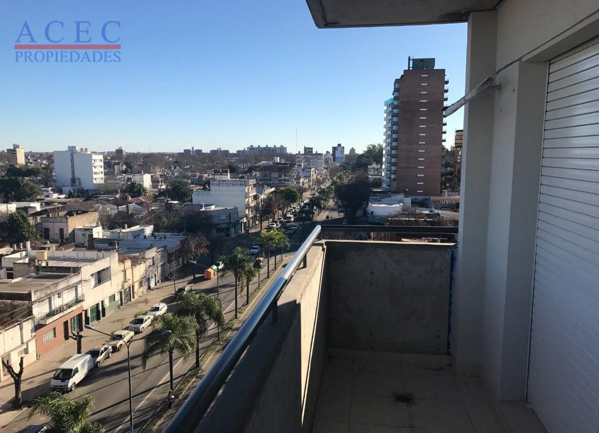 #1025091 | Venta | Local | La Plata (Alberto Dacal)