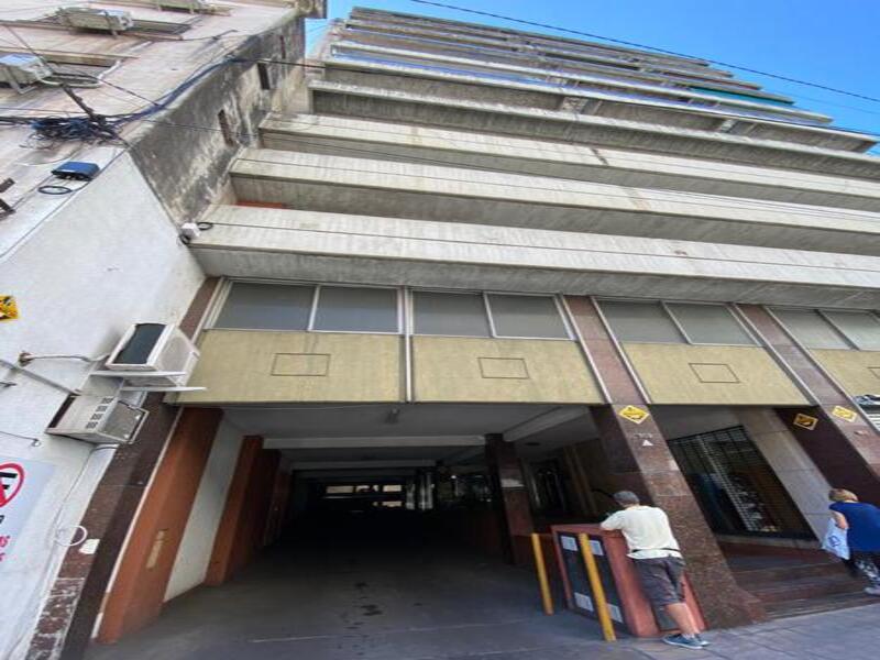 #5121803 | Venta | Cochera | Centro (Granville Consultores SRL)