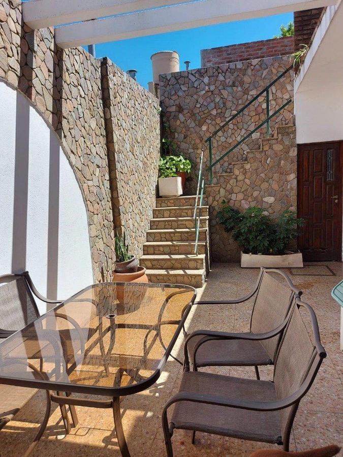 #4661761 | Venta | Casa | Bella Vista (Berna Estudio Inmobiliario)