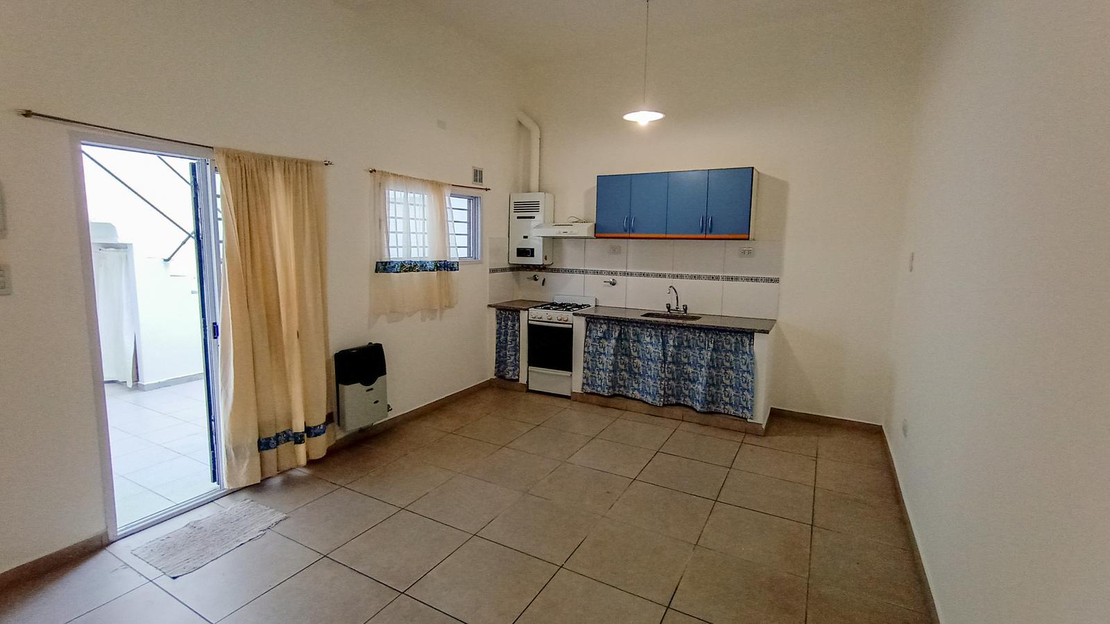 #4923476 | Venta | PH | Lanus Oeste (CORDOMI Propiedades)