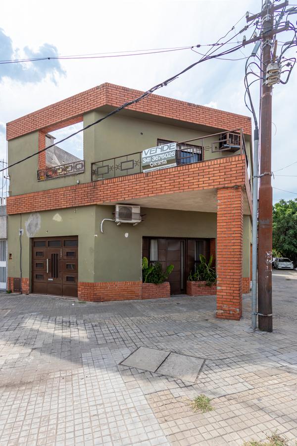 #3768491 | Sale | House | Refinerias (Caranta negocios inmobiliarios)