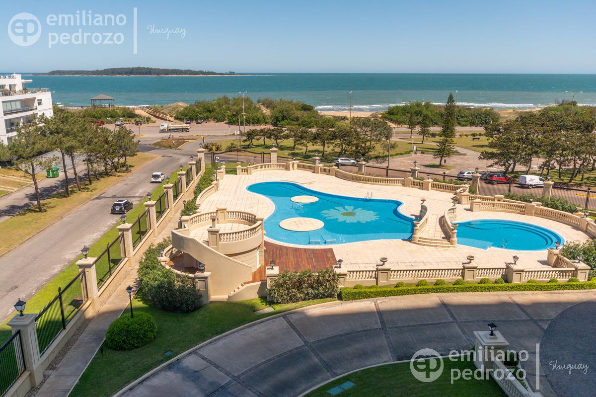 #3065305 | Venta | Departamento | Playa Mansa (Emiliano Pedrozo)