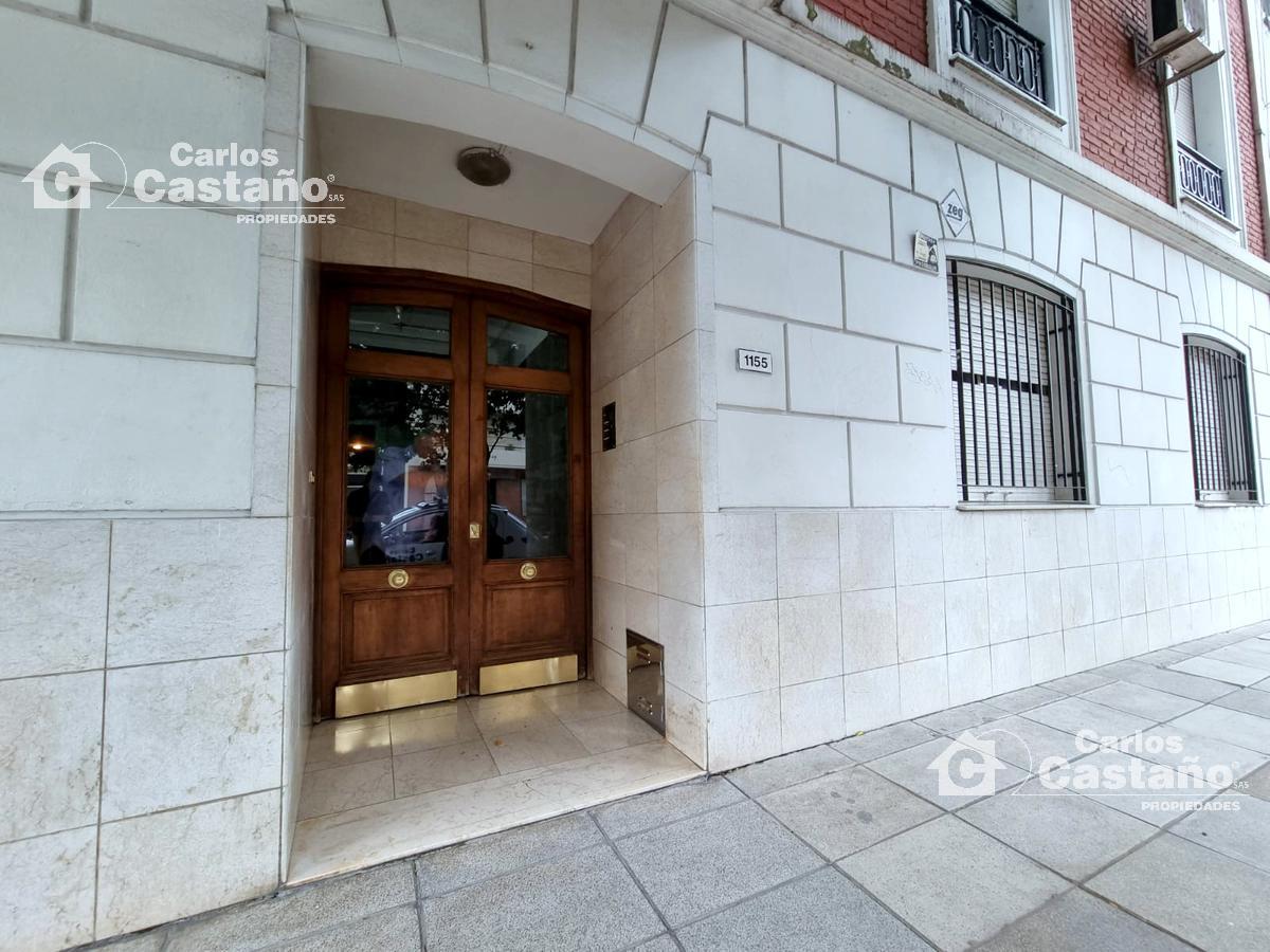 #2502401 | Venta | Departamento | Vicente Lopez Vias / Rio (Carlos Castaño Propiedades)