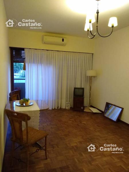 #4520546 | Venta | Departamento | Florida (Carlos Castaño Propiedades)