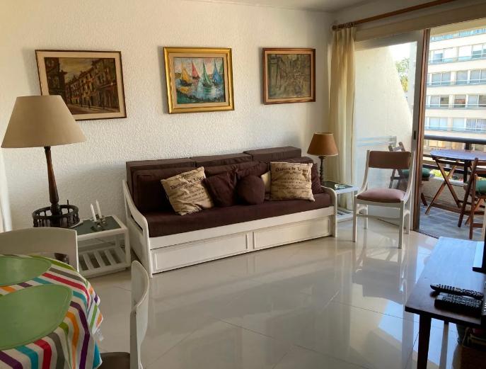 #4696100 | Alquiler | Departamento | Playa Brava (Hambai propiedades UY)