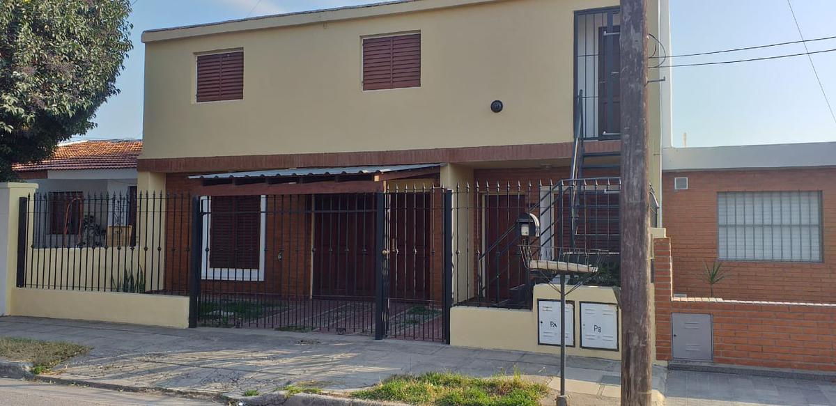 #1789555 | Venta | Casa | Teniente Benjamin Matienzo (López  Baena Propiedades)