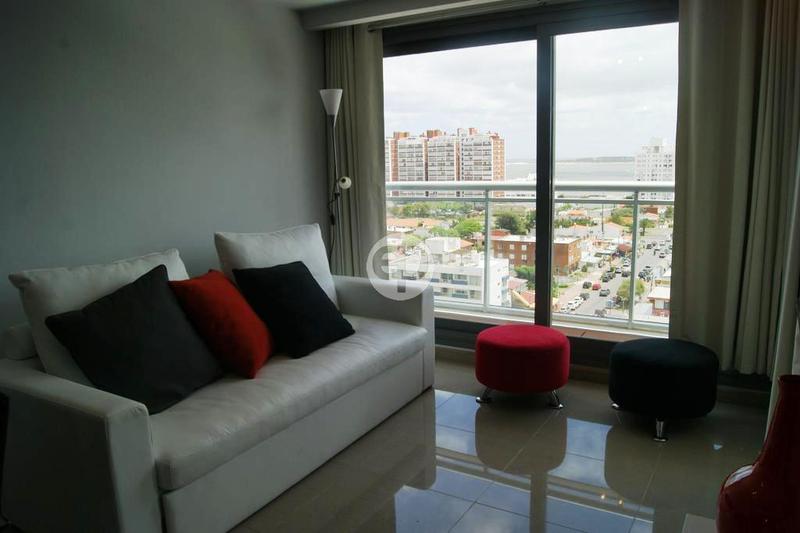 #4778890 | Temporary Rental | Apartment | Playa Brava (Emiliano Pedrozo)