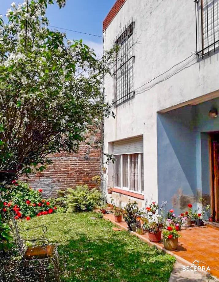 #5075305 | Venta | Casa | Villa Santos Tesei (Becerra Propiedades)