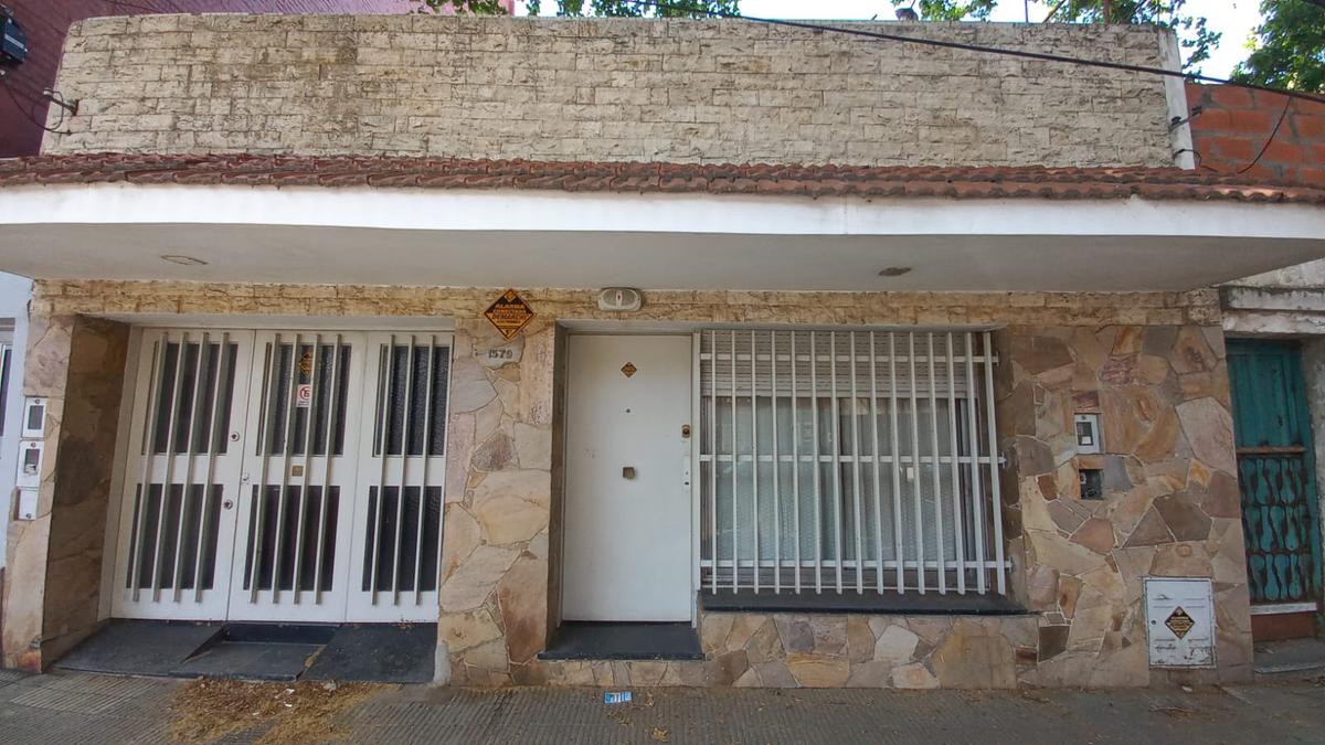 #4543535 | Venta | Casa | Echesortu (Squadra Propiedades)