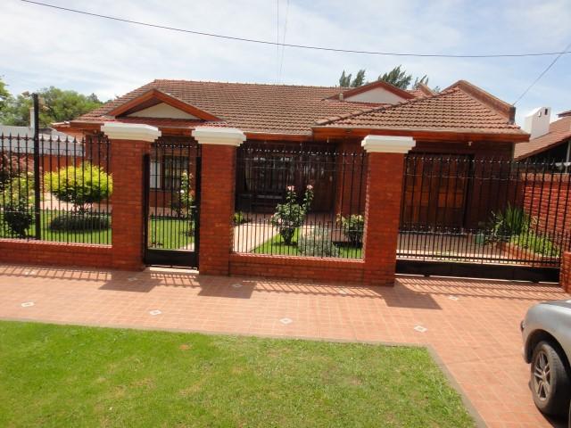 #251000 | Venta | Casa | Glew (Gazda Rossi Propiedades)