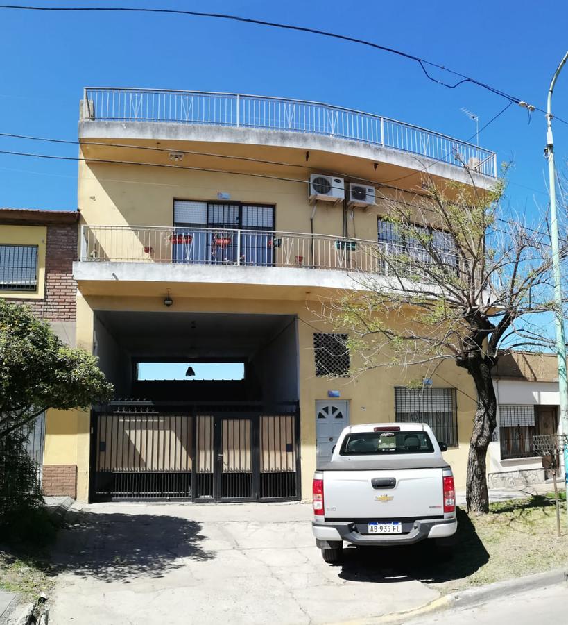 #3004481 | Venta | PH | Parque San Martin (DANIEL CANEPA PROPIEDADES)