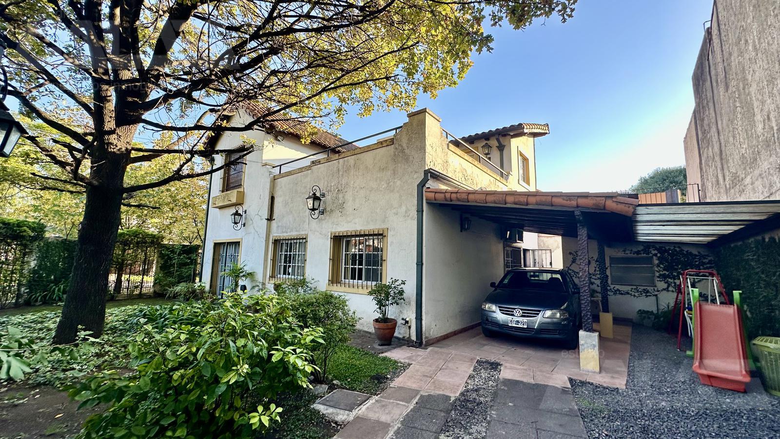 #5078276 | Venta | Casa | Castelar (Estudio GALAS Negocios Inmobiliarios)