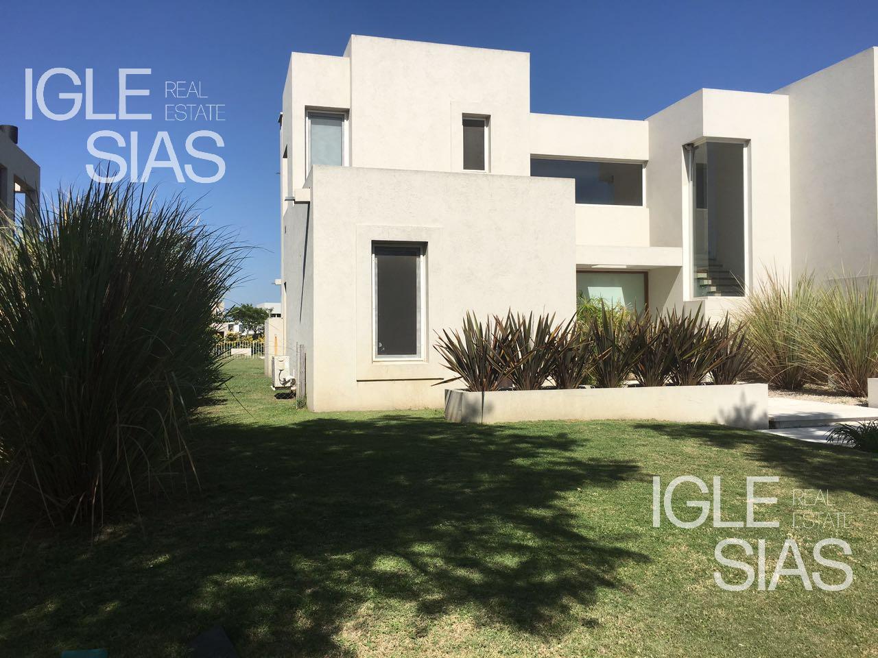 #5436235 | Alquiler | Casa | El Golf (Gabriela Iglesias Negocios Inmobiliarias)