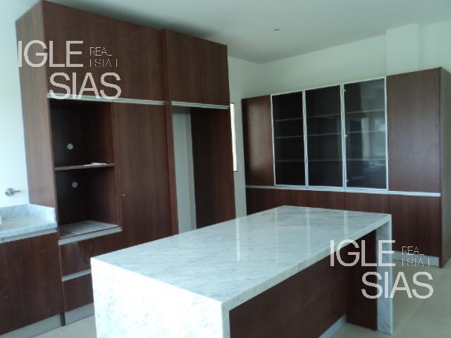 #5436235 | Alquiler | Casa | El Golf (Gabriela Iglesias Negocios Inmobiliarias)