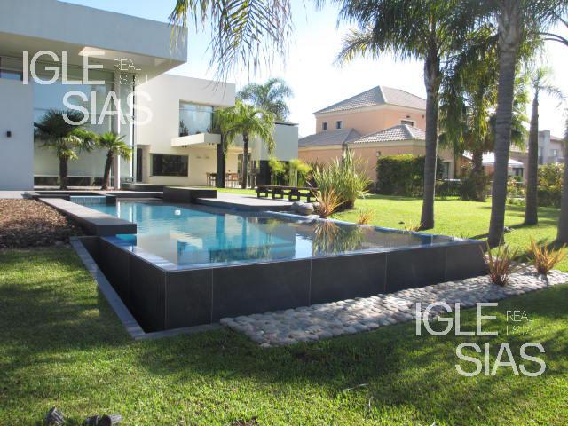 #4637291 | Venta | Casa | Los Castores (Gabriela Iglesias Negocios Inmobiliarias)