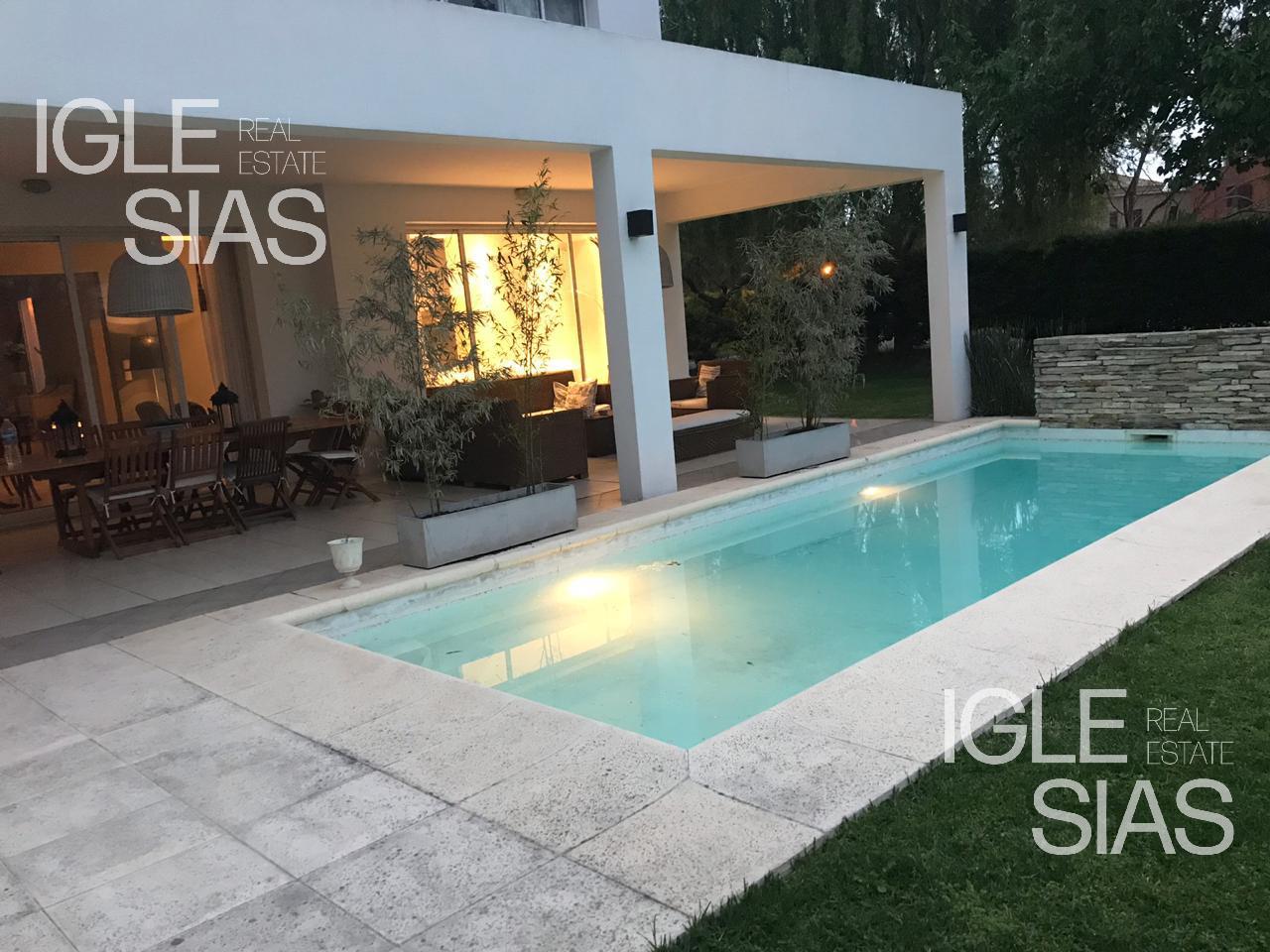 #5393639 | Venta | Casa | Santa Barbara (Gabriela Iglesias Negocios Inmobiliarias)