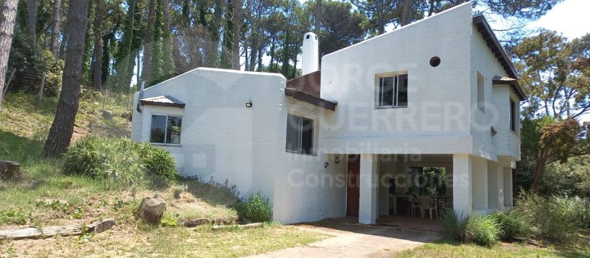 #5282042 | Temporary Rental | House | Carilo (Jorge Guerrero Inmobiliaria Construcciones)