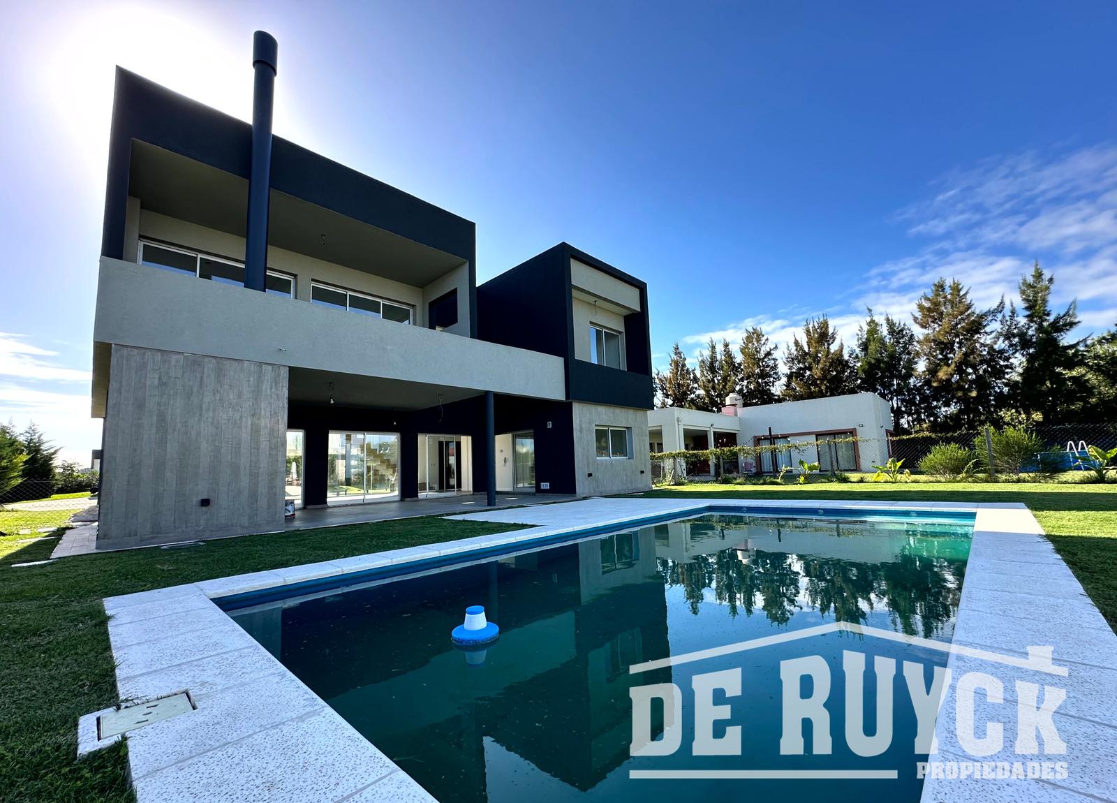 #5034474 | Venta | Casa | Las Golondrinas (DE RUYCK)